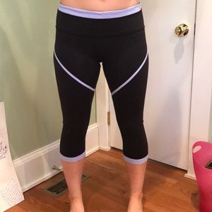 Black, Capri LuluLemon leggings.